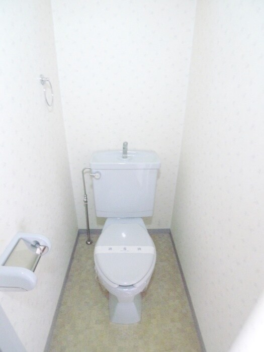 トイレ シャルム７３