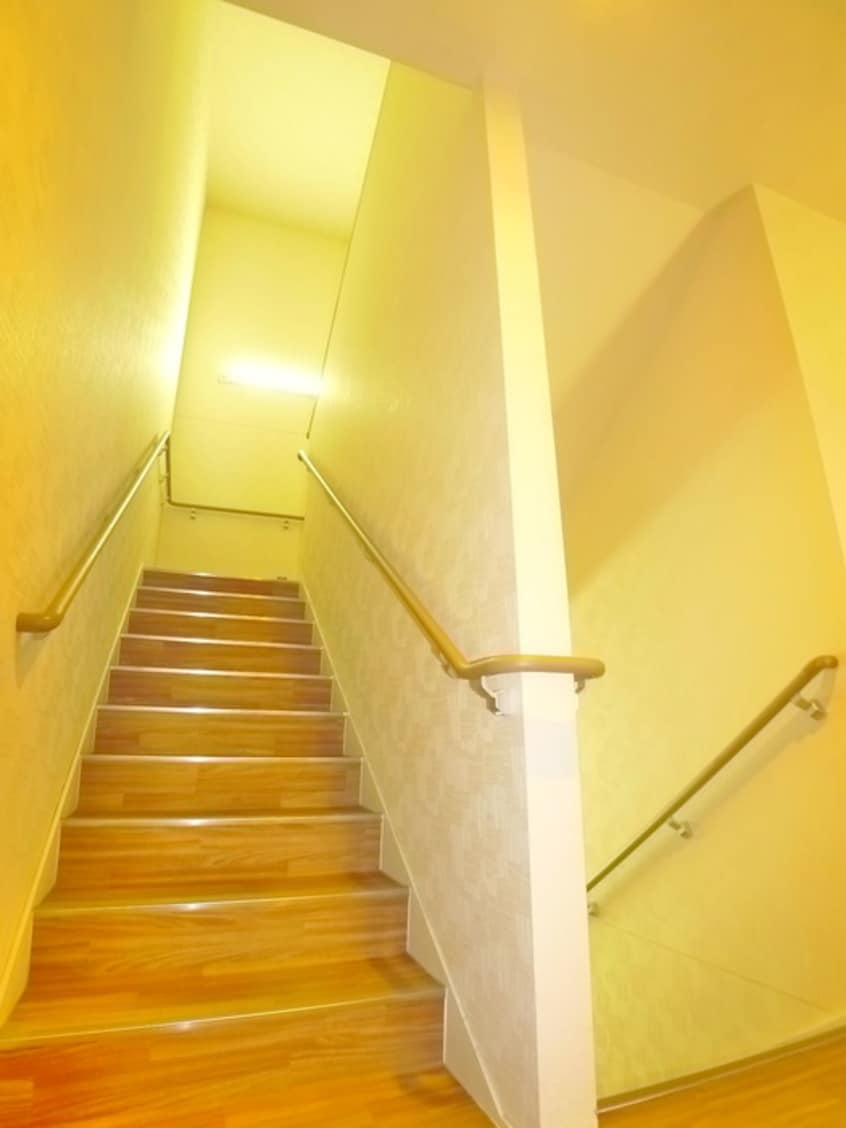 エントランス部分 Ｄ－ｒｏｏｍ綾瀬