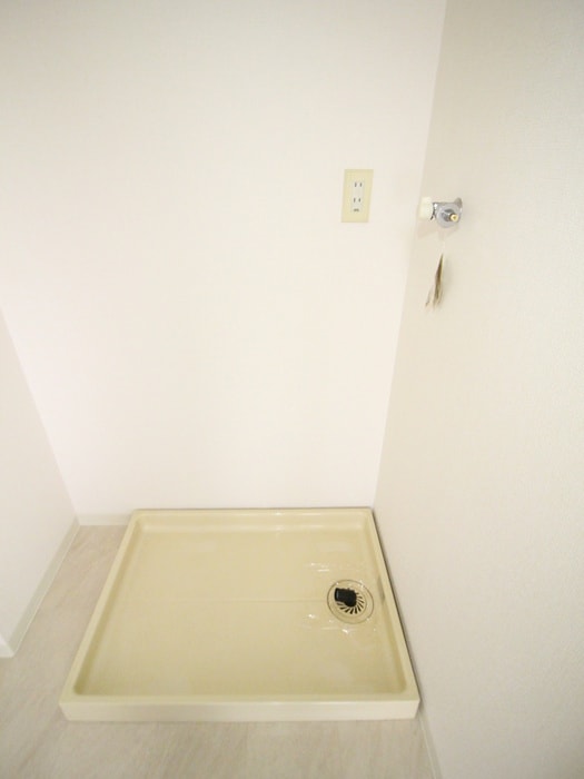 洗濯機置場 ルピナスＫ