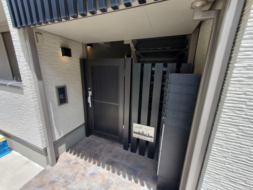 エントランス部分 エトワール芦花公園