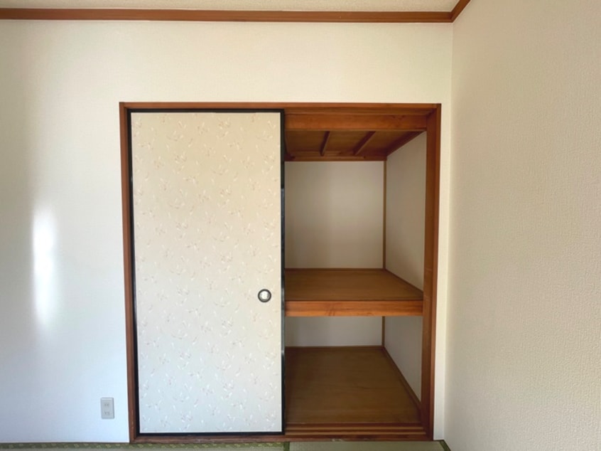 収納 ロイヤルハイツ青木