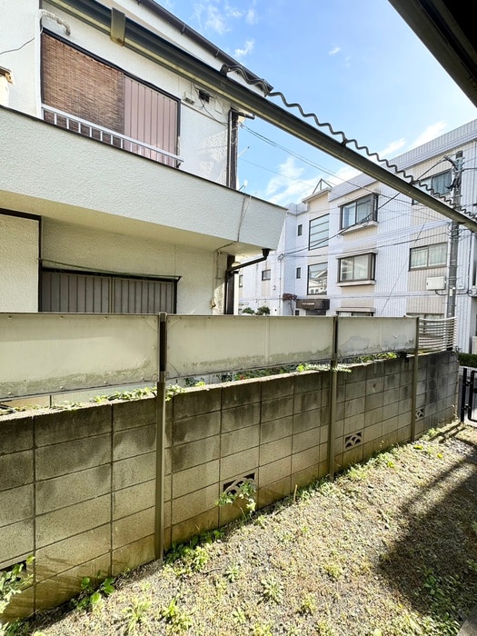 室内からの展望 ロジェハイツⅢ