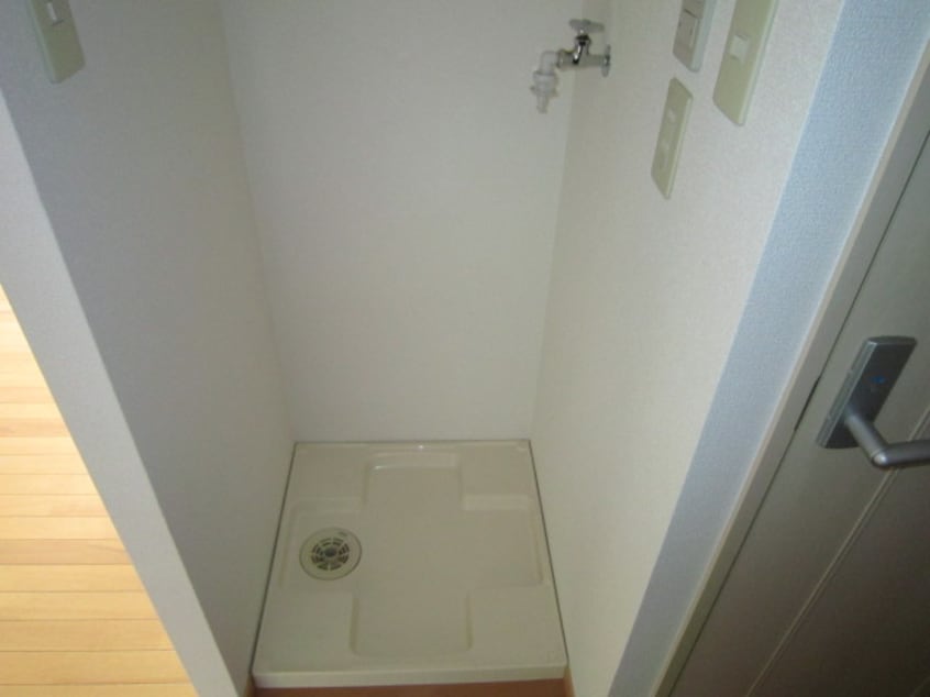 洗濯機置場 レジデンス本駒込