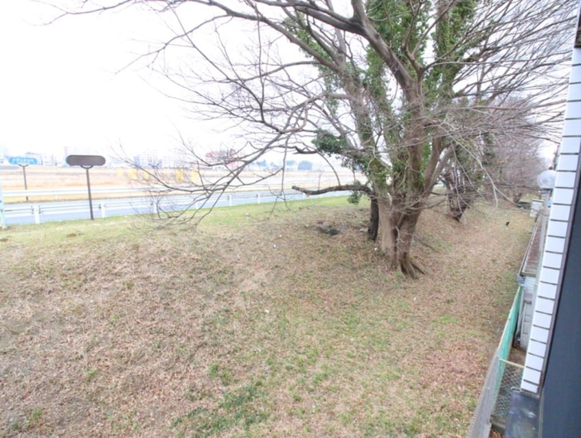 室内からの展望 ドミ－ル多摩川