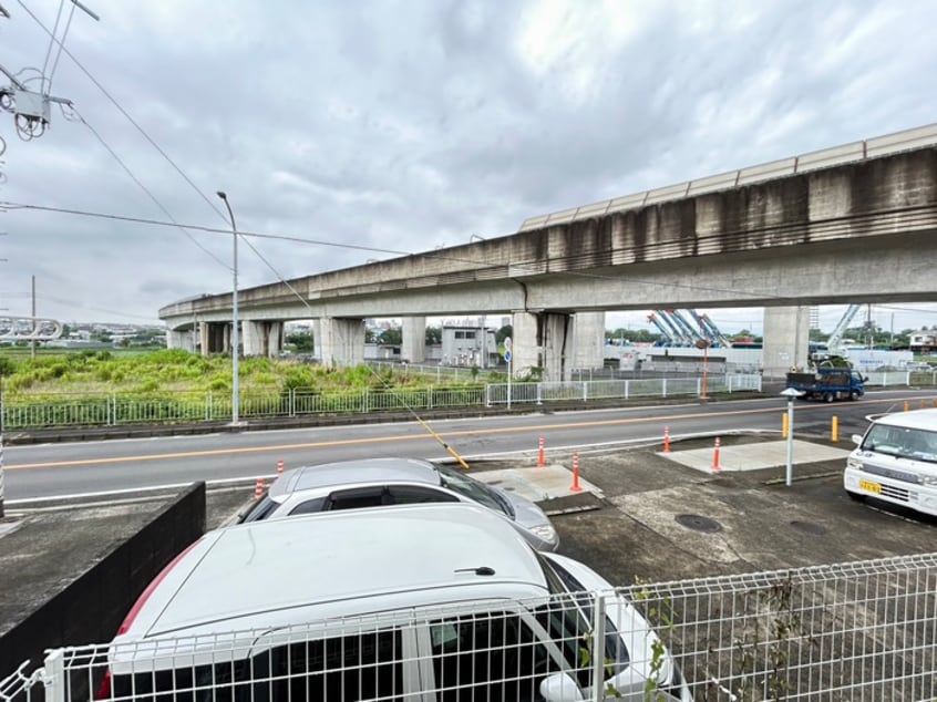 室内からの展望 リバーサイド富士塚