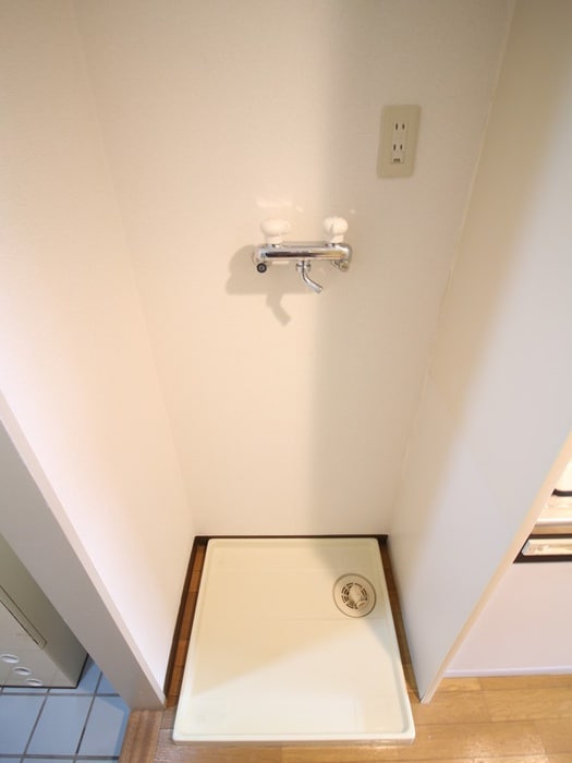 洗濯機置場 ヴェルテ奥西２