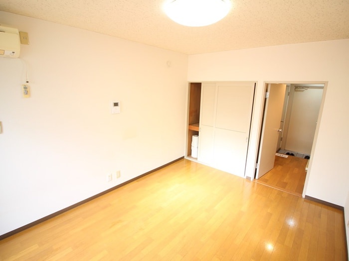 居室 ヴェルテ奥西２