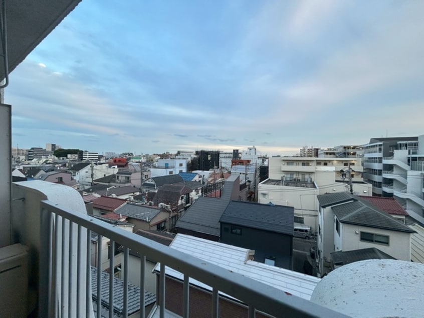 室内からの展望 青木ビル