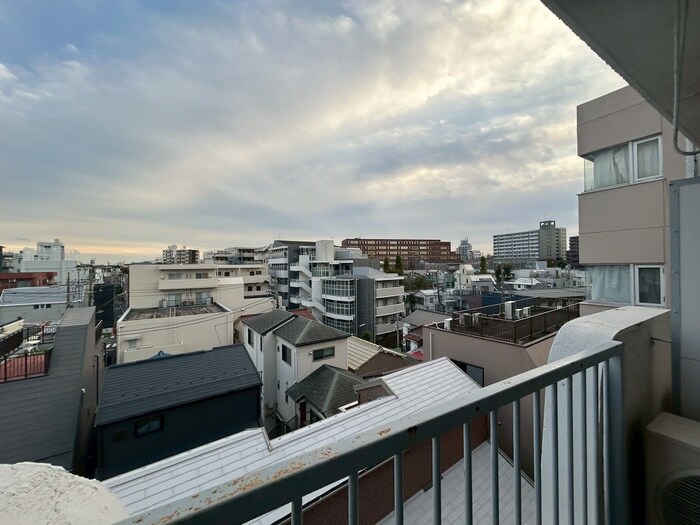 室内からの展望 青木ビル