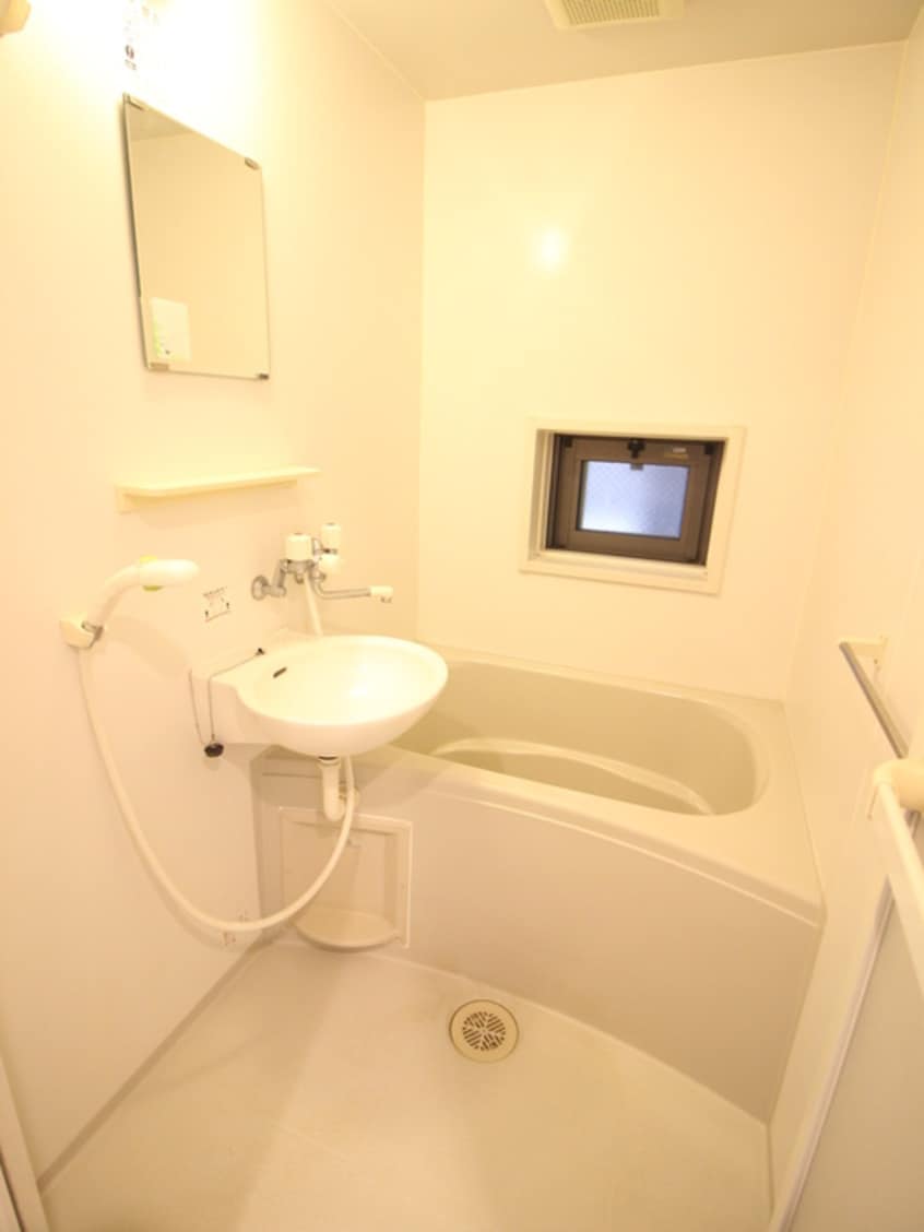 バス／シャワールーム等 マルベリー