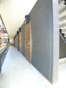 エントランス部分 アルタ馬橋