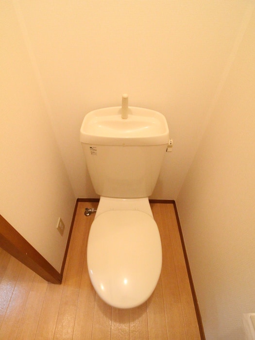 トイレ オリ－ブ