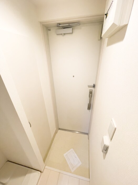 玄関 リブリ・デグサス竹ノ塚