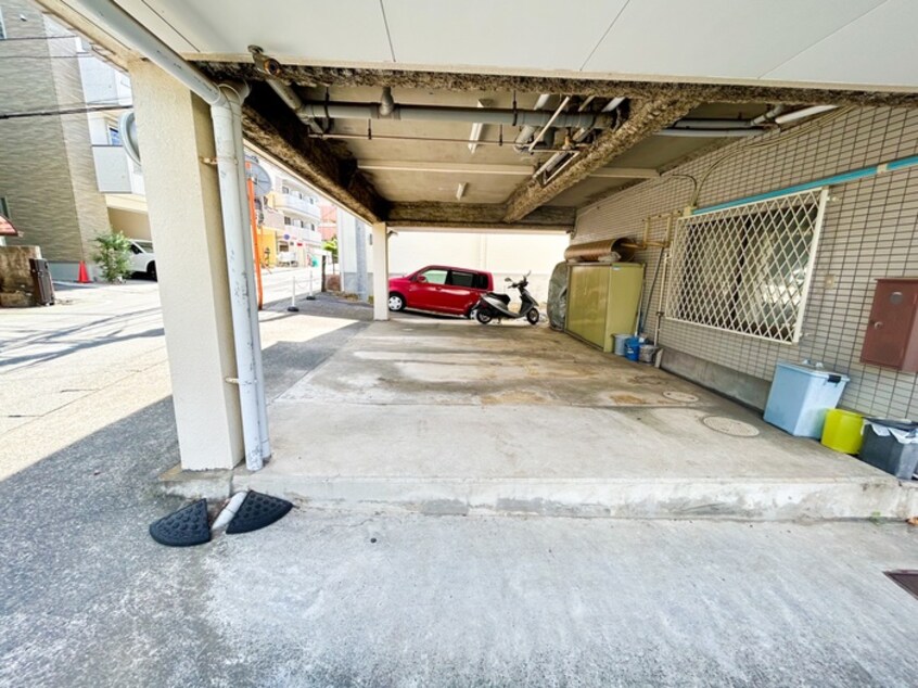 駐車場 ＣＯＬＬＩＮＡ　ＶＥＲＤＥ