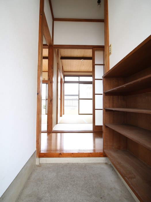 玄関 第三志田ハイツ