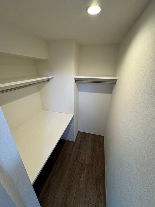 収納 ブリシア浅草V（902）