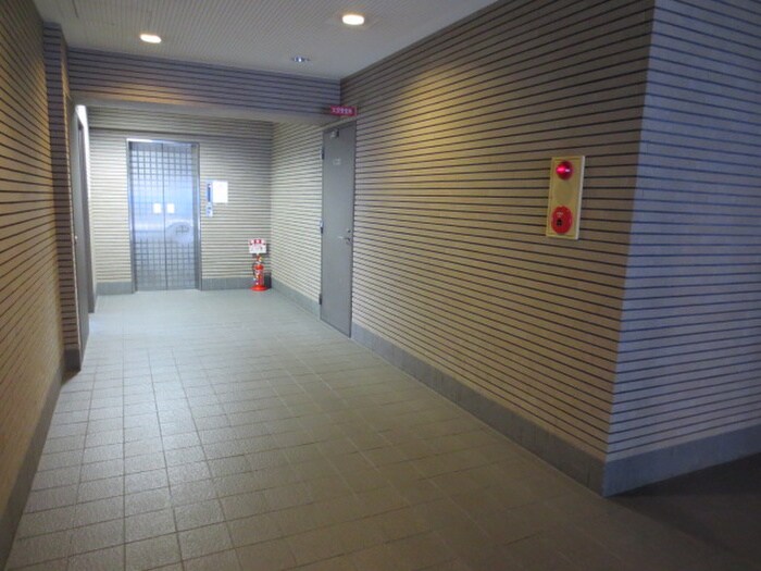 エントランス部分 プランドール横浜