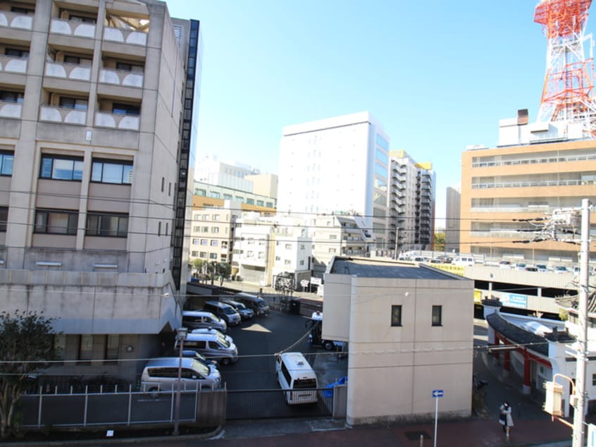 室内からの展望 プランドール横浜