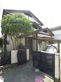 太田窪二丁目貸家