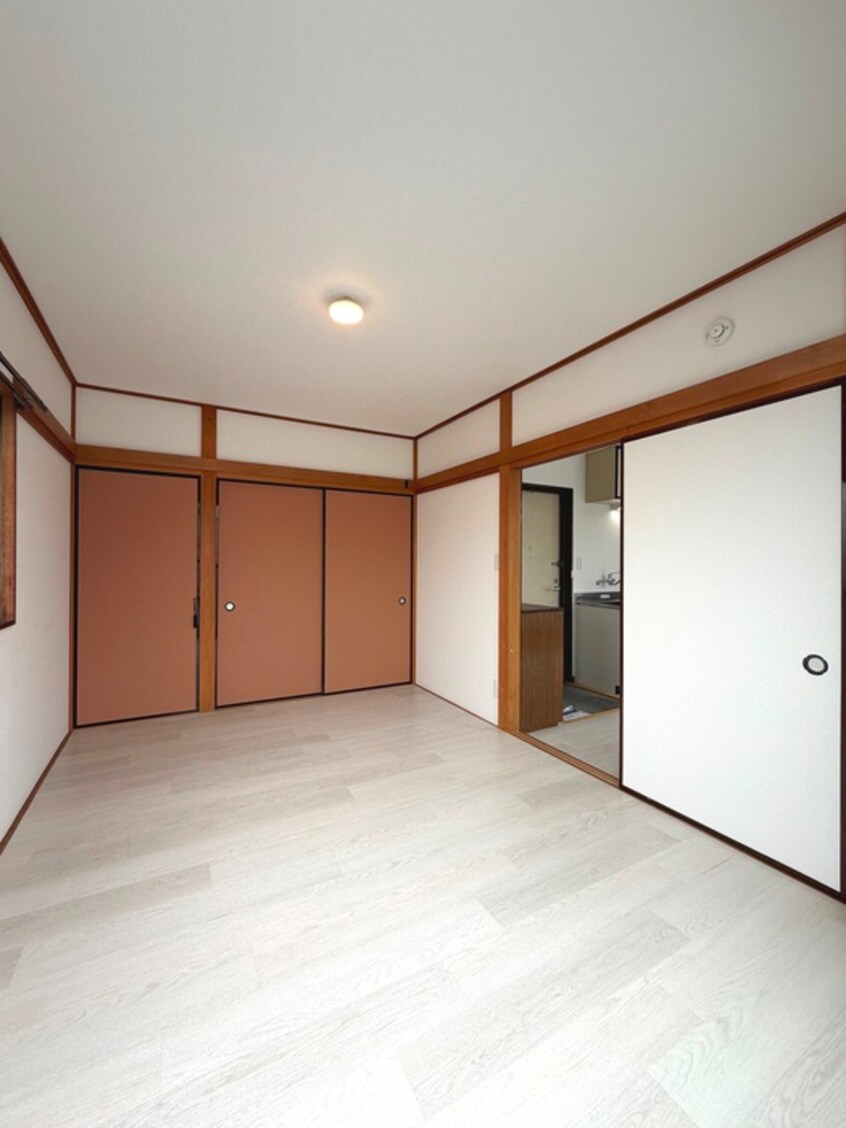 居室 秋葉ハイツ