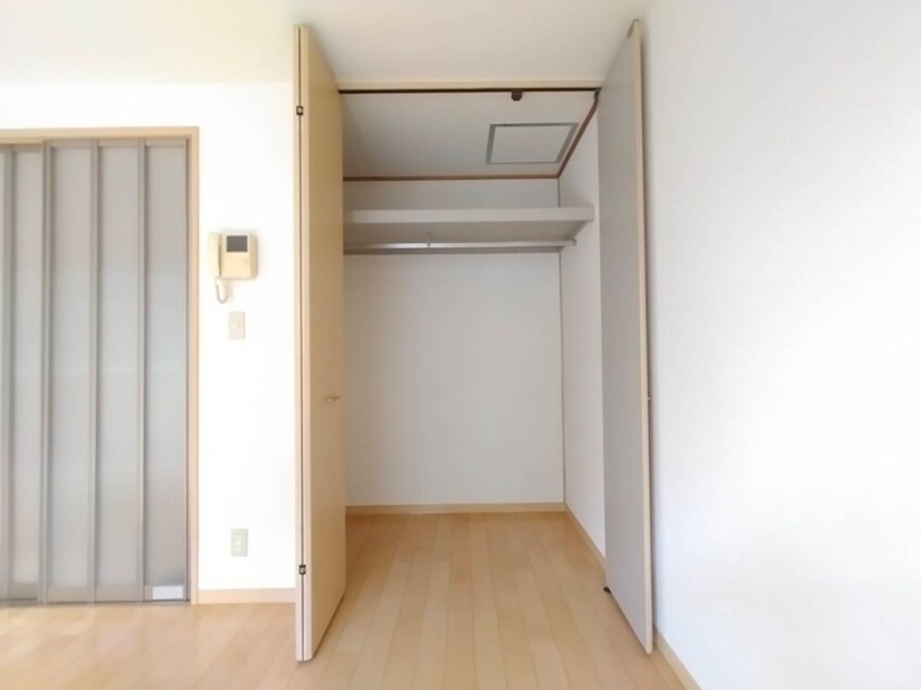 収納 シャトーＮ