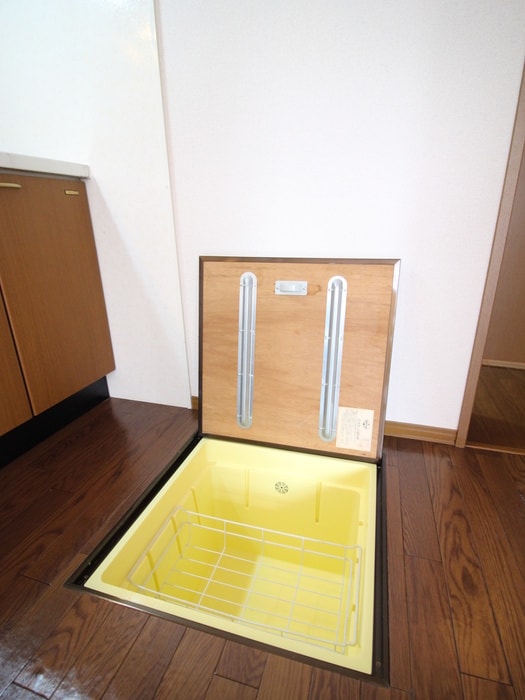 収納 ハイム　シンフォニアＡ