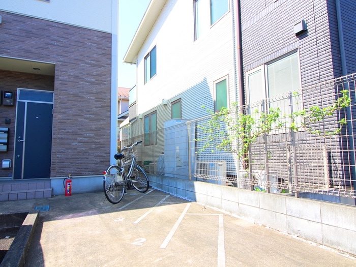 駐輪場 ライフ・ステージ仲町台