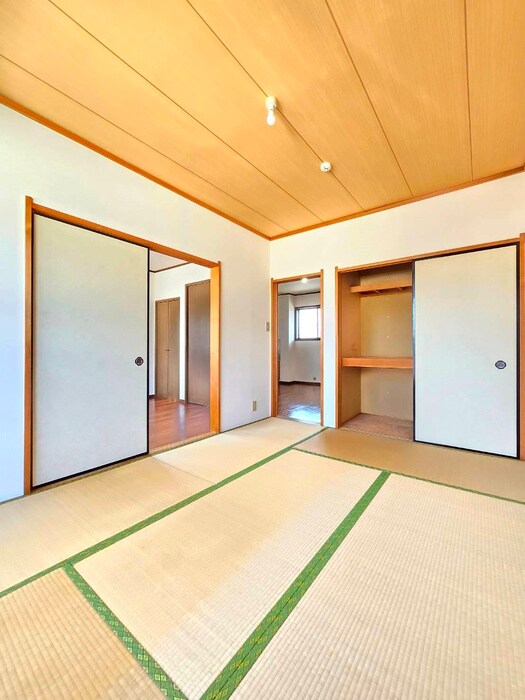 居室 サマックスラークB棟