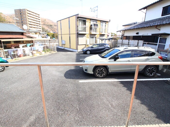 駐車場 リヴィエールB