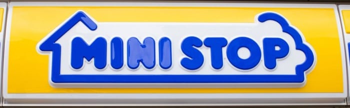 ミニストップ(コンビニ)まで159m フリングホルニ