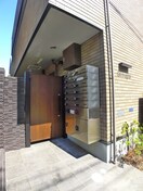 エントランス部分 グランクオール柴又