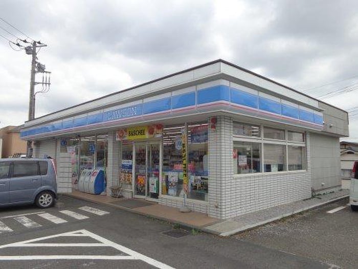 ローソンつきみ野駅前店(コンビニ)まで375m スクエアつきみ野Ⅱ