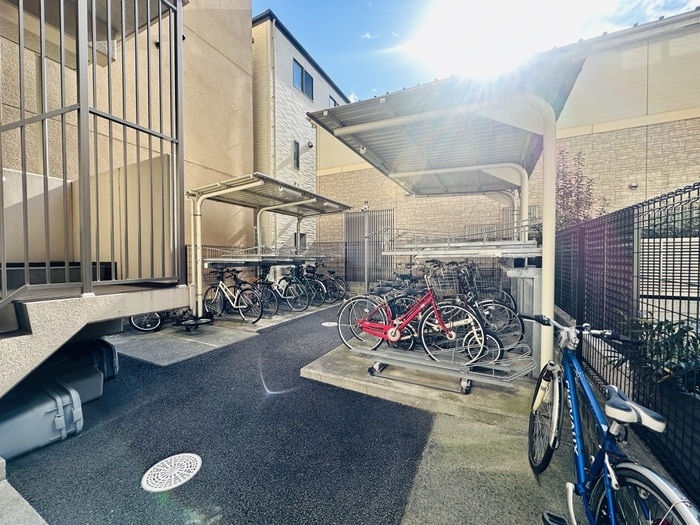 駐輪場 プレスタイル菊川