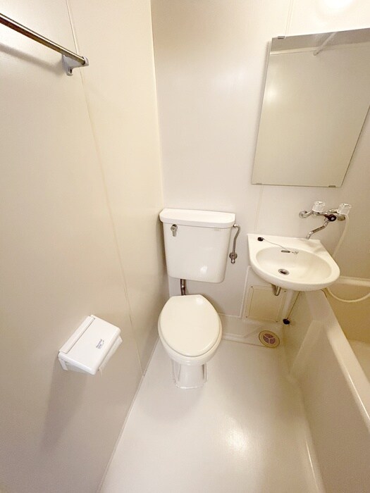 トイレ ＴＲハイツ小川