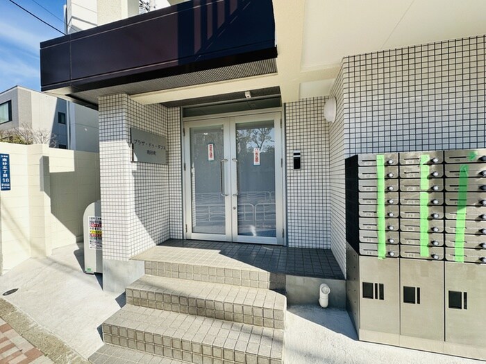 エントランス部分 プラザ・ドゥ・ダフネ南砂町