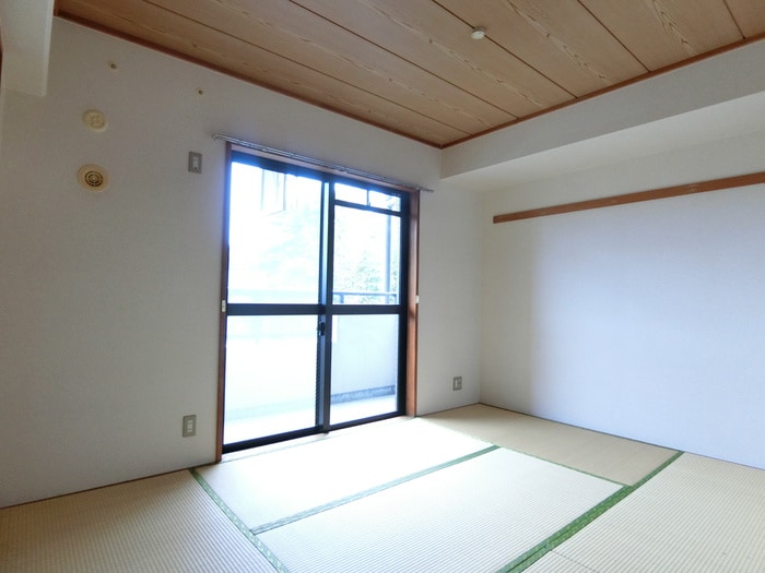 居室 メルベーユクレスト Ａ