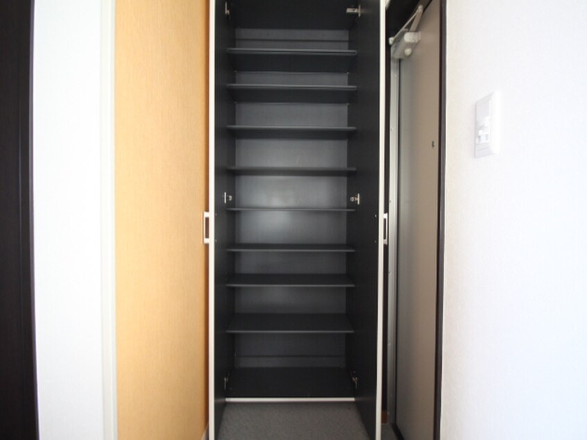 靴箱 アルカンシェル