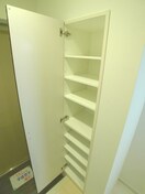 靴箱 アルファコート西川口13