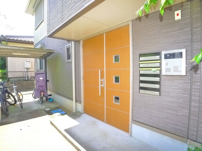 エントランス部分 コリナベルデ