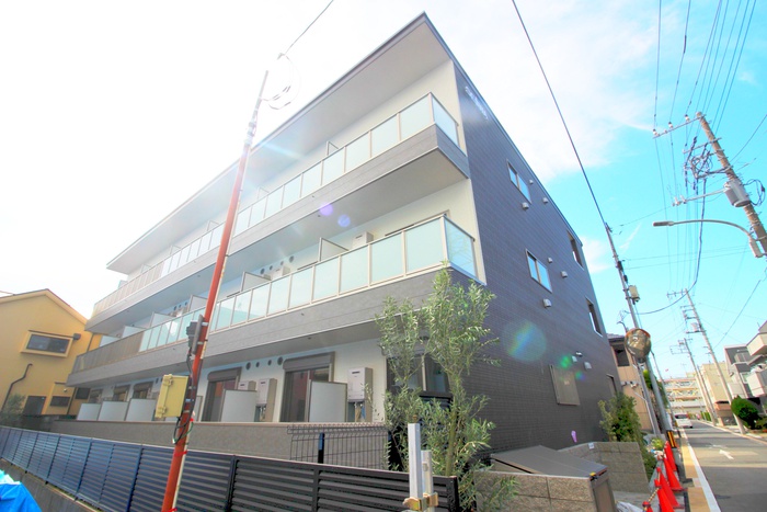 建築中