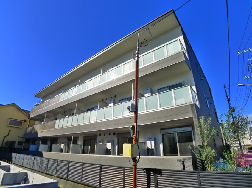 建築中 ローレル