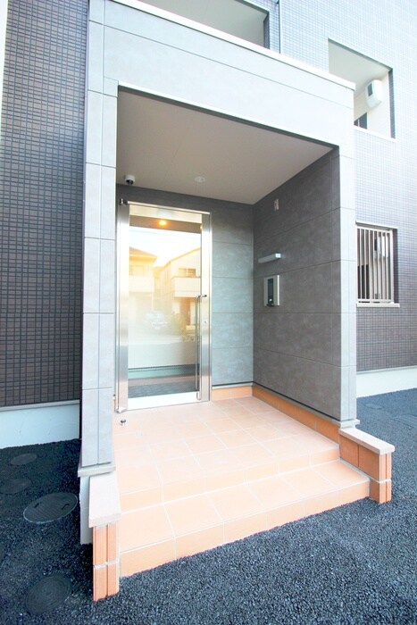 エントランス部分 ローレル