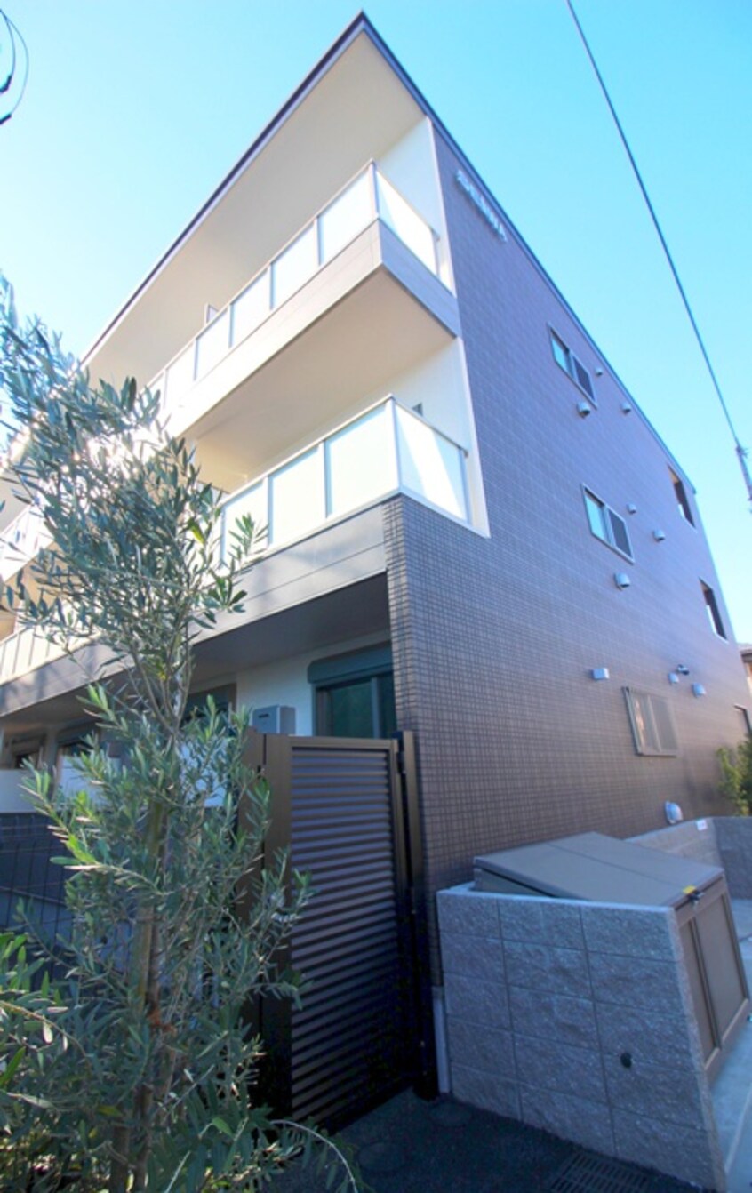 外観写真 ローレル