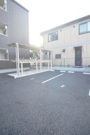 駐車場 ローレル