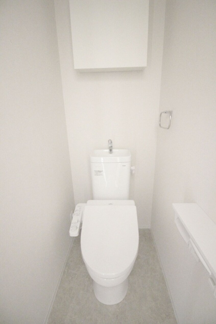 トイレ ローレル