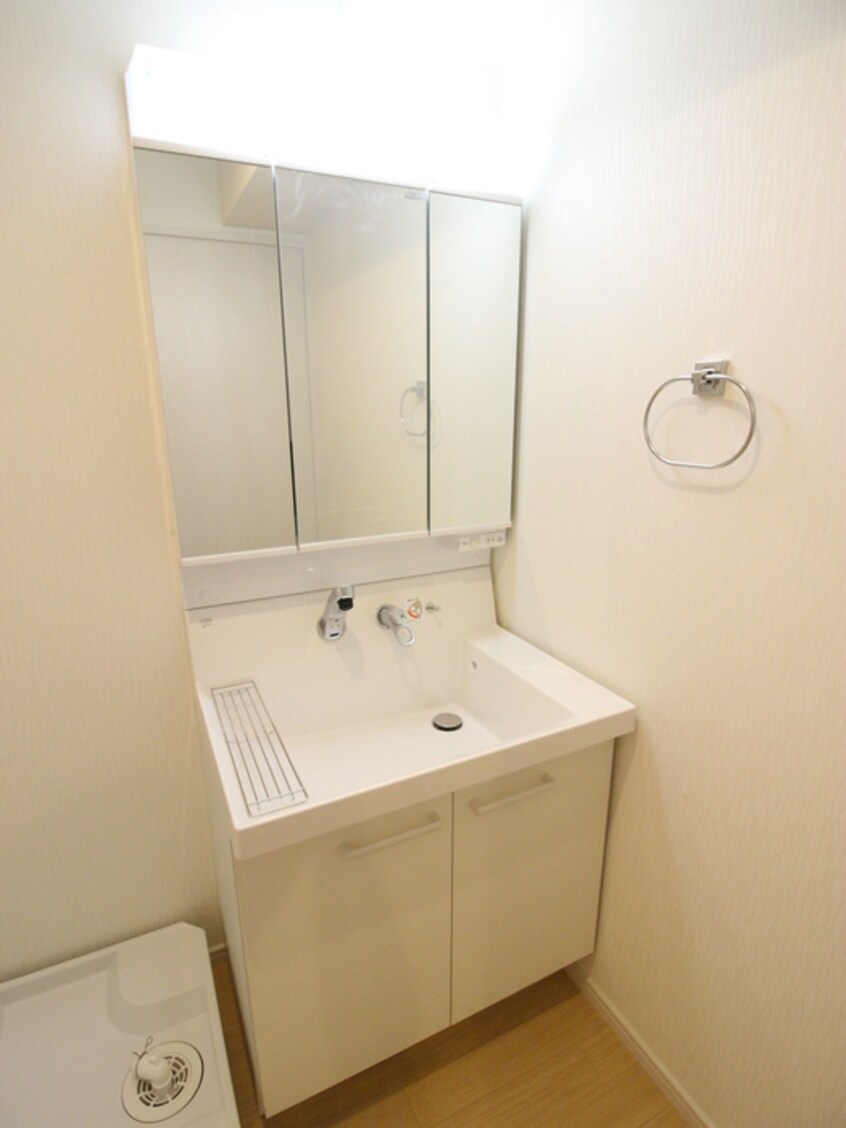 洗面 ラシーネ赤塚