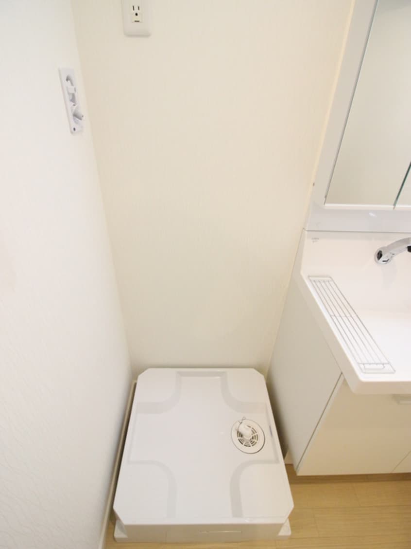 洗濯機置場 ラシーネ赤塚