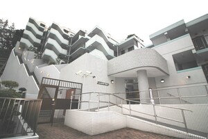 ヒルサイド中山（２０３）