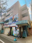 高橋ビルの外観