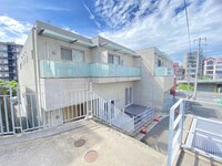 メイプルハウス参番館
